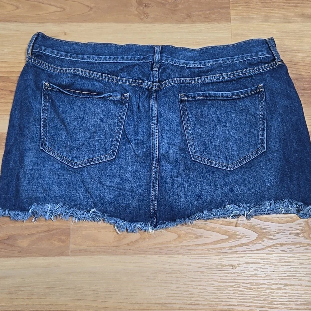old navy distressed jean skirt